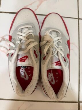 Nike Kids White and Red Air Cushion Sneakers